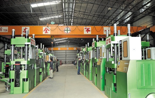 Shunhao Machines Factory melamine molding machine